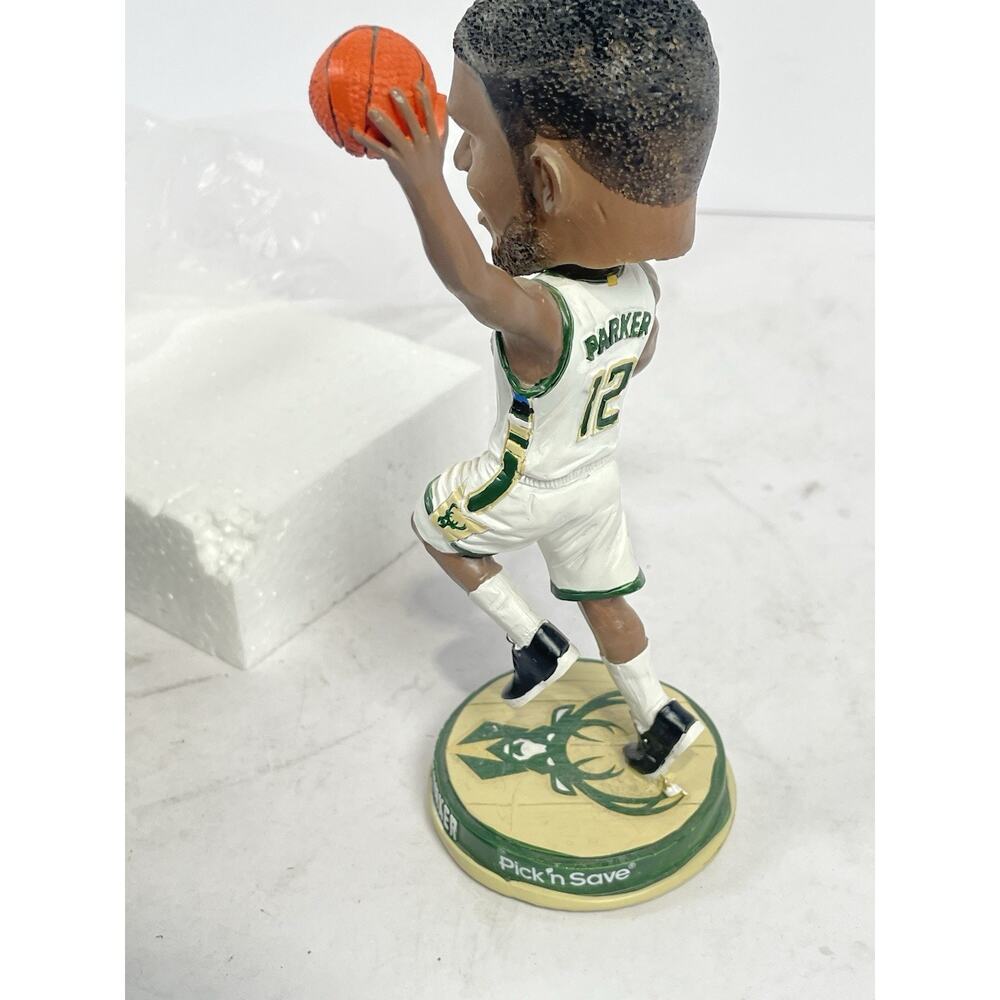 Jabari Parker Milwaukee Bucks Bobblehead 2016-17 - Picture 6 of 8